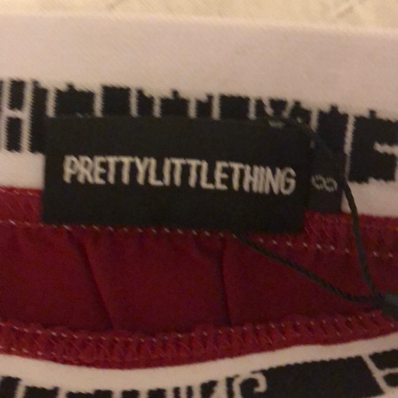 NWT Pretty Little Thing Sports Bra & Thong - Picture 5 of 7